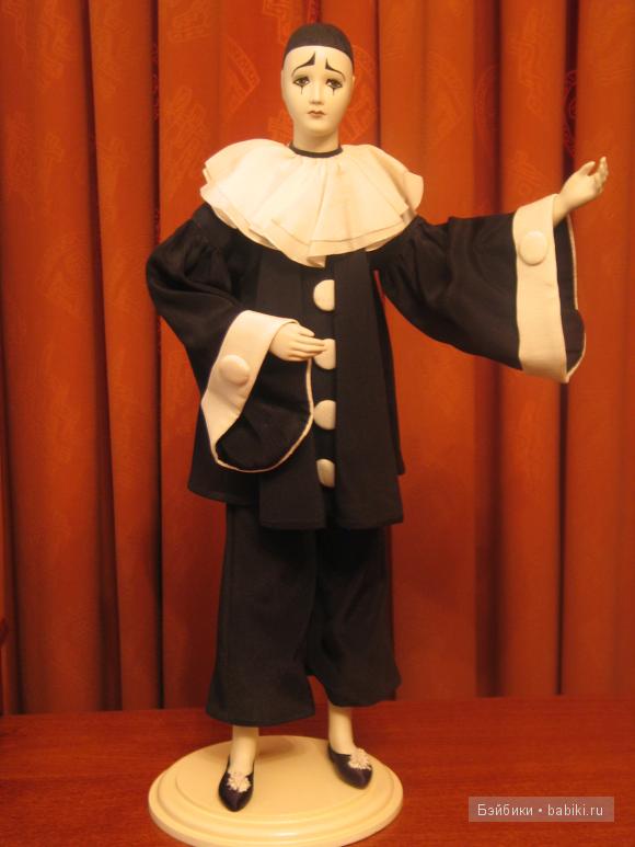Карнавальный костюм Пьеро