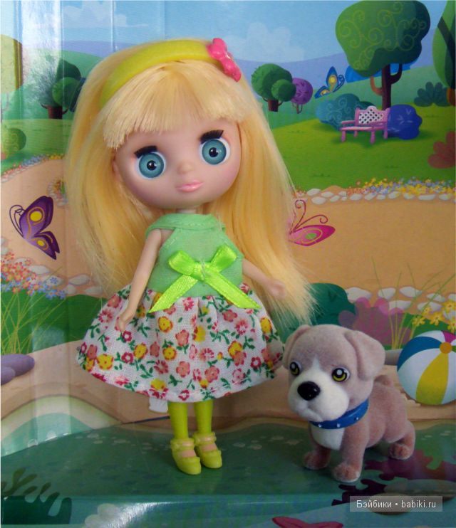 Petite Blythe