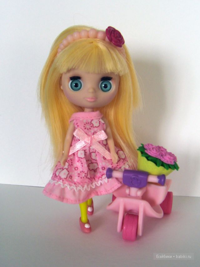 Petite Blythe