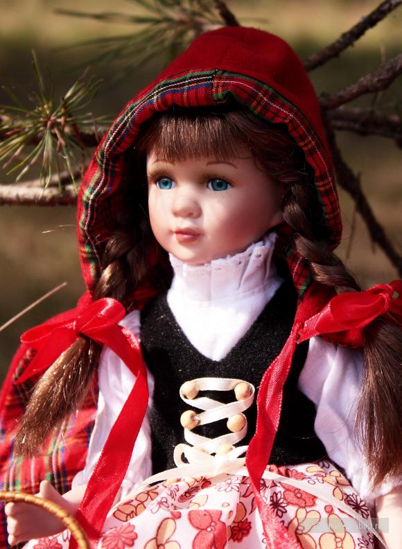 Фарфоровая куколка от фирмы Angel Collection