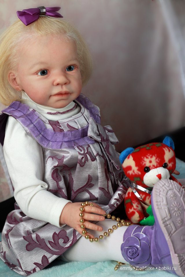 кукла Эмилии Аредаковой.