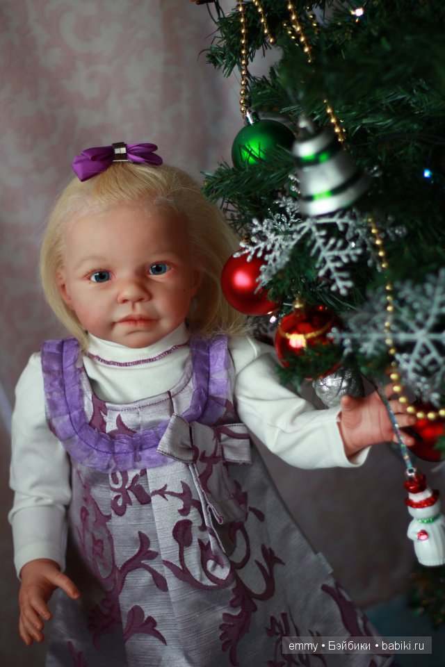 кукла Эмилии Аредаковой.