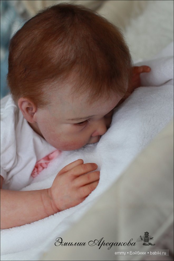 кукла Эмилии Аредаковой.